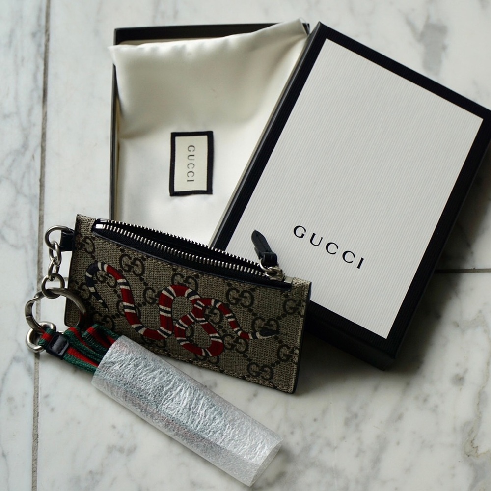 gucci snake card case